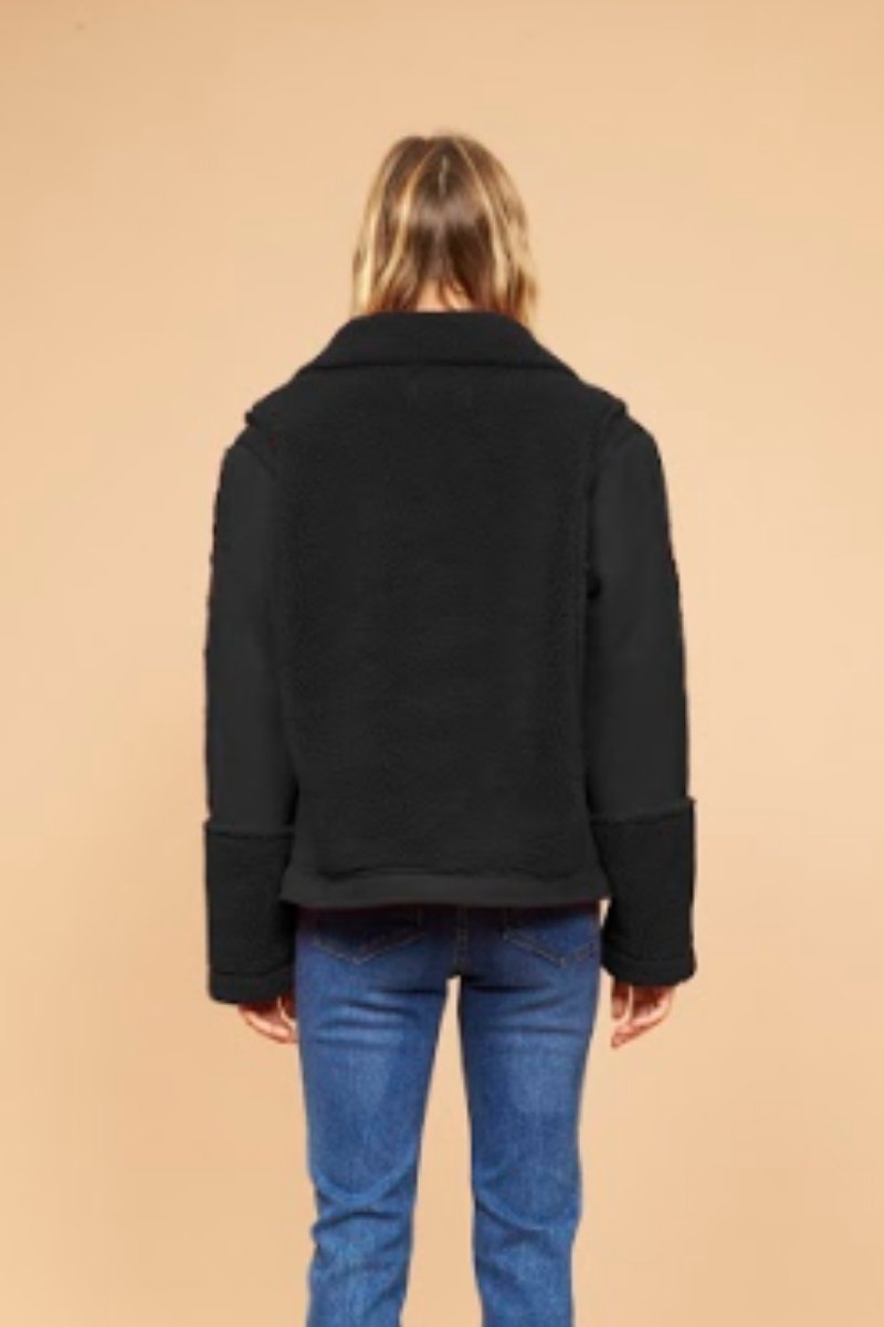 Abrigo Alissa - Alo Nui