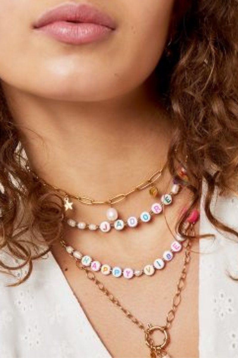 Collar de abalorios y perlas Vibes